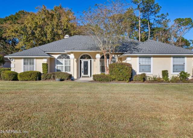 Property at 1720 Muirfield Dr, Green Cove Springs, FL 32043, 3 beds, 2 baths