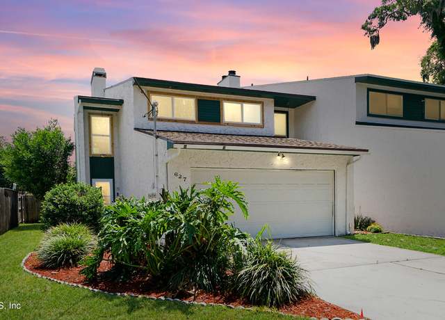 Property at 627 Egret Bluff Ln, Jacksonville, FL 32211, 3 beds, 2.5 baths
