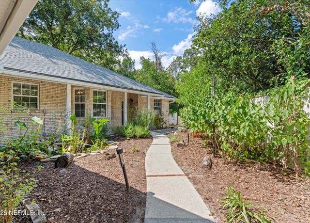 Property at 4055 Waterway Ct, Jacksonville, FL 32223, 3 beds, 2 baths