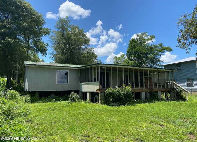 Property at 126 Mirror Lake Dr, Interlachen, FL 32148, 2 beds, 2 baths