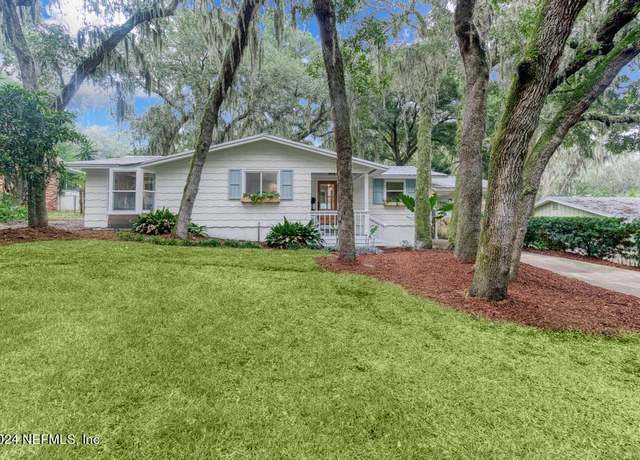 Property at 316 N 19th St, Fernandina Beach, FL 32034, 3 beds, 2 baths