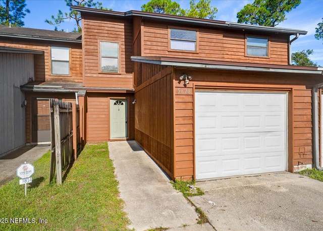 Property at 5628 Marathon Pkwy, Jacksonville, FL 32244, 3 beds, 2.5 baths