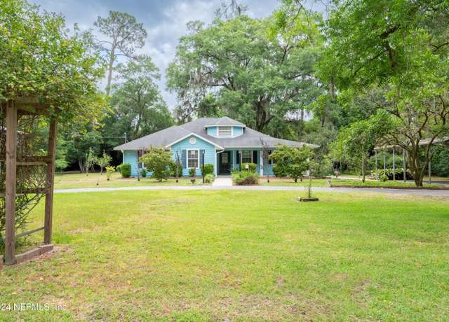 Property at 708 E South St, Starke, FL 32091, 4 beds, 2.5 baths
