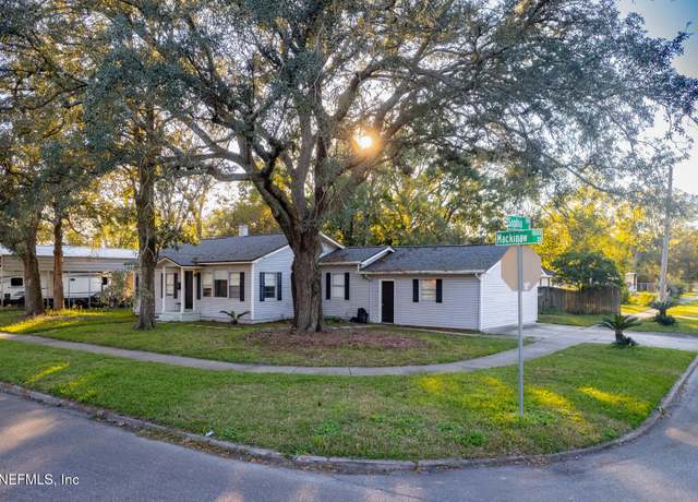 Property at 1046 MacKinaw St, Jacksonville, FL 32254, 5 beds, 3 baths