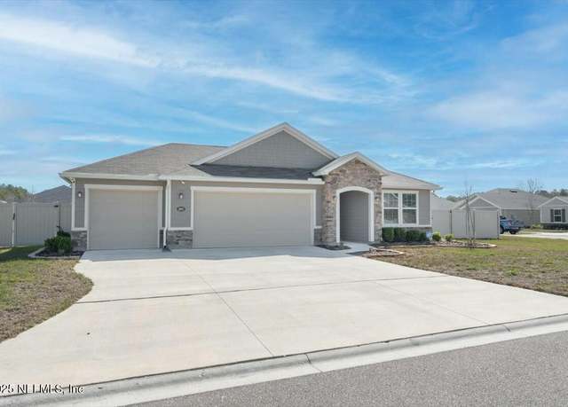Property at 10451 Collins Field Cir, Jacksonville, FL 32222, 4 beds, 2 baths