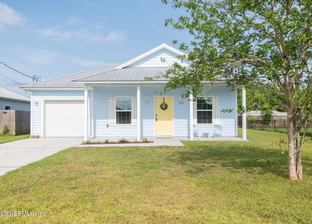 Property at 109 N Peachtree St, Hastings, FL 32145, 3 beds, 2 baths