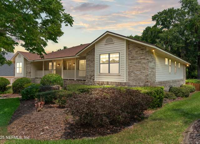 Property at 3861 Muirfield Blvd E, Jacksonville, FL 32225, 4 beds, 4 baths