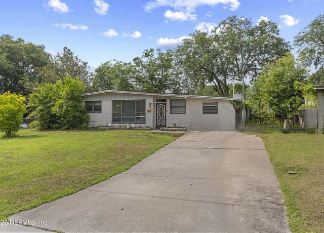 Property at 7960 Patou Dr S, Jacksonville, FL 32210, 3 beds, 2 baths