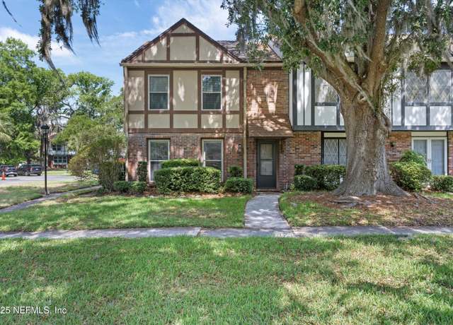 Property at 8195 Trafalgar Sq, Jacksonville, FL 32217, 3 beds, 2.5 baths
