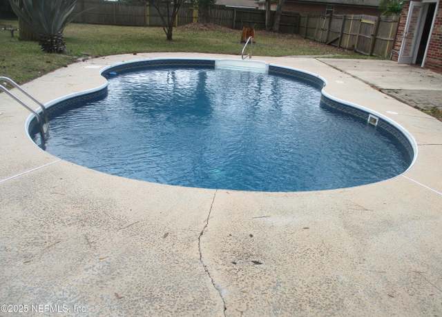 Property at 4635 Pine Ave, Fleming Island, FL 32003, 3 beds, 2 baths