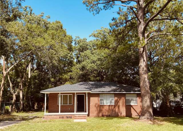 Property at 1259 Lake Shore Blvd, Jacksonville, FL 32205, 3 beds, 1 bath