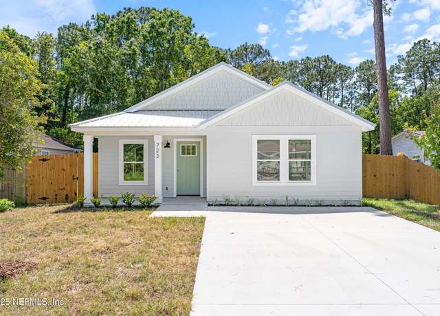 Property at 723 W 6th St, St. Augustine, FL 32084, 3 beds, 2 baths