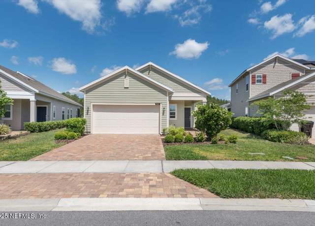Property at 547 Tynes Blvd, Middleburg, FL 32068, 3 beds, 2.5 baths