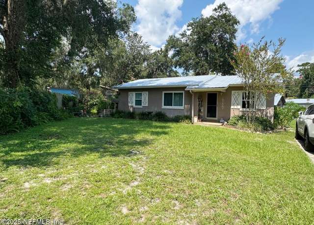 Property at 3308 Ross Cir, Palatka, FL 32177, 3 beds, 2 baths