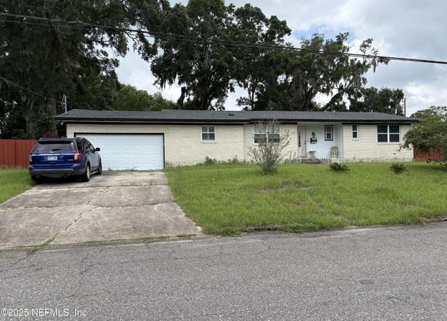 Property at 7941 Alderman Rd, Jacksonville, FL 32211, 3 beds, 2 baths