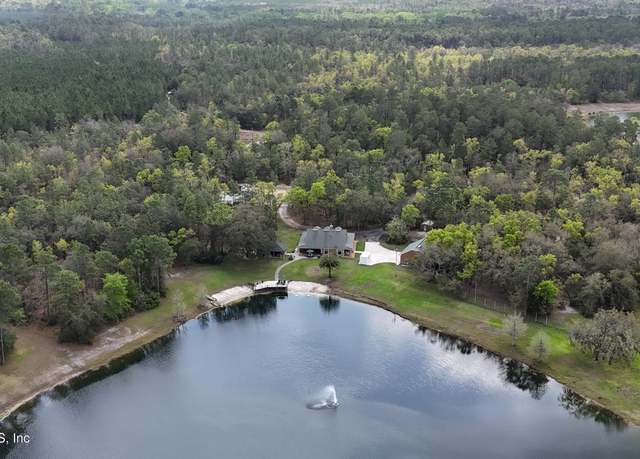 Property at 3208 Thunder Rd, Middleburg, FL 32068, 3 beds, 2 baths