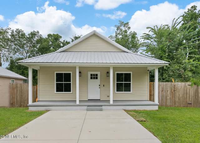 Property at 2867 N Eighth St, St. Augustine, FL 32084, 3 beds, 2 baths