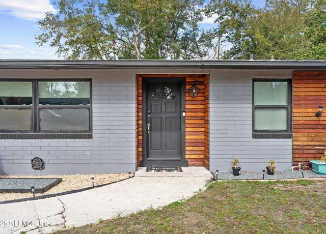 Property at 479 Tara Ln, Orange Park, FL 32073, 3 beds, 2 baths