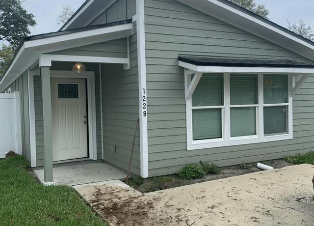 Property at 1228 Daniel St, Jacksonville, FL 32209, 3 beds, 2 baths