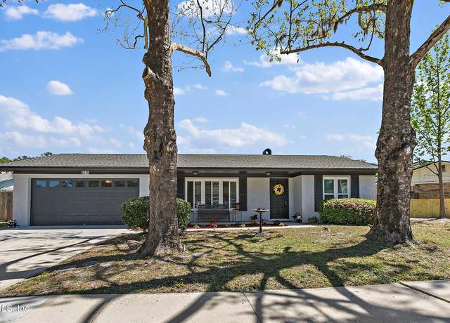 Property at 4645 Tara Woods Drive Dr E, Jacksonville, FL 32210, 3 beds, 2 baths