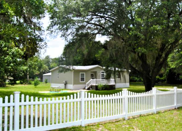 Property at 103 Barter Dr, Satsuma, FL 32189, 3 beds, 2 baths