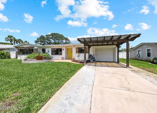 Property at 537 15th Ave N, Jacksonville Beach, FL 32250, 3 beds, 2 baths