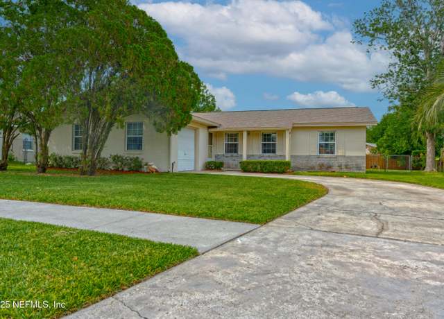 Property at 8378 Old English Dr, Jacksonville, FL 32244, 3 beds, 2 baths