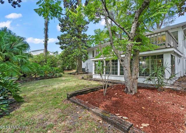 Property at 6333 Mercer Cir E, Jacksonville, FL 32217, 4 beds, 2 baths