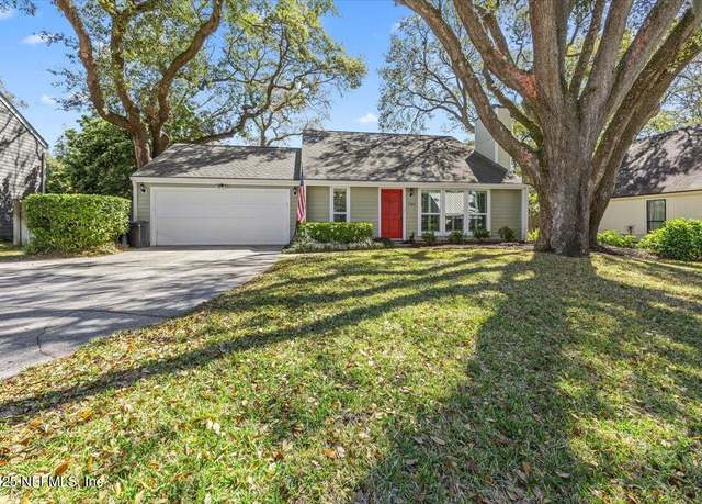 Property at 769 Sandy Oaks Ct, Ponte Vedra Beach, FL 32082, 3 beds, 2.5 baths