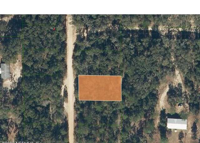 Property at 324 Maryland Ave, Hawthorne, FL 32640
