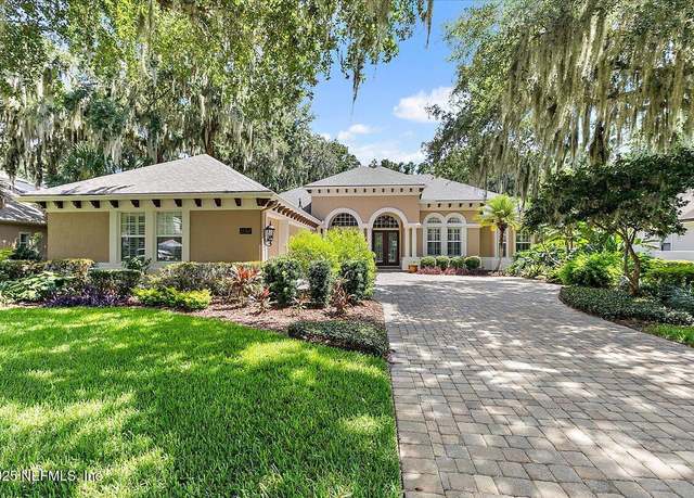Property at 13767 Saxon Lake Dr, Jacksonville, FL 32225, 4 beds, 5 baths