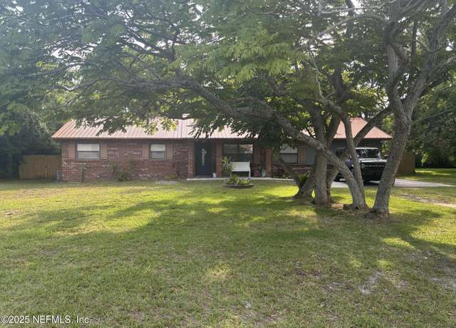 Property at 135 Underwood Dr, Palatka, FL 32177, 4 beds, 2 baths