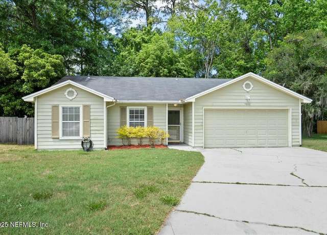 Property at 7810 Morgan Hill Ct, Jacksonville, FL 32216, 3 beds, 2 baths