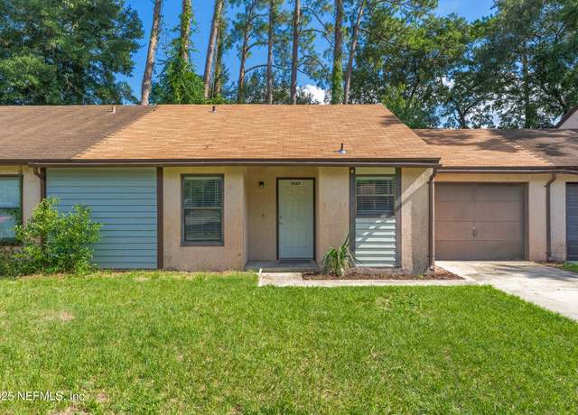 Property at 5547 Community Oaks Ct, Jacksonville, FL 32207, 2 beds, 2 baths
