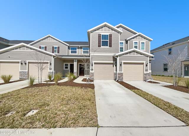 Property at 9813 Fiddleback Ln, Jacksonville, FL 32222, 3 beds, 2.5 baths