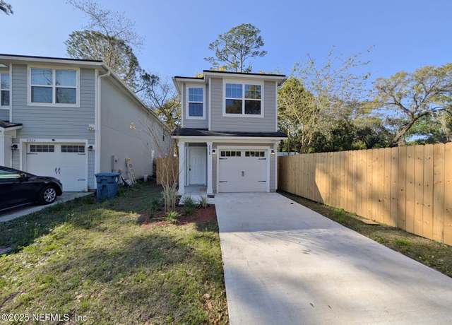 Property at 8920 Cocoa Ave, Jacksonville, FL 32211, 3 beds, 2.5 baths