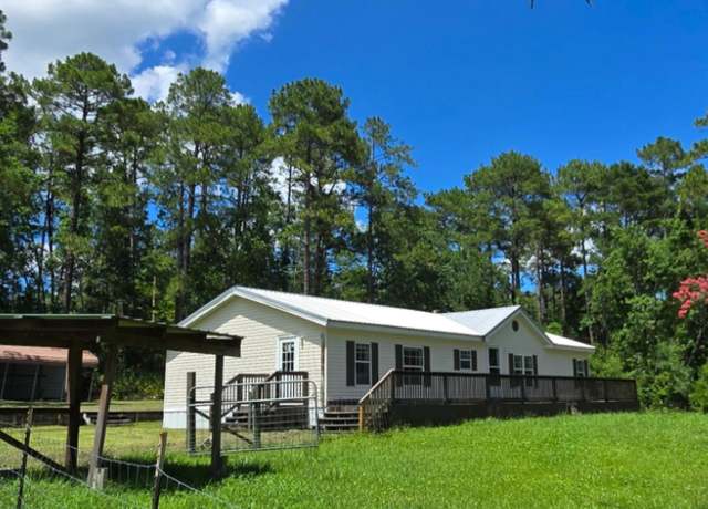 Property at 3990 Michaelwood Rd, Middleburg, FL 32068, 3 beds, 2 baths