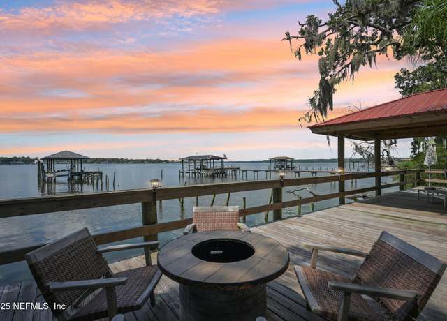 Property at 2778 Holly Point Rd W, Orange Park, FL 32073, 3 beds, 2 baths