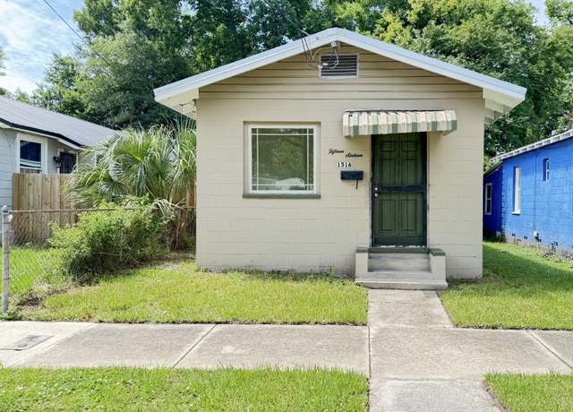 Property at 1516 W 15th St, Jacksonville, FL 32209, 2 beds, 1 bath