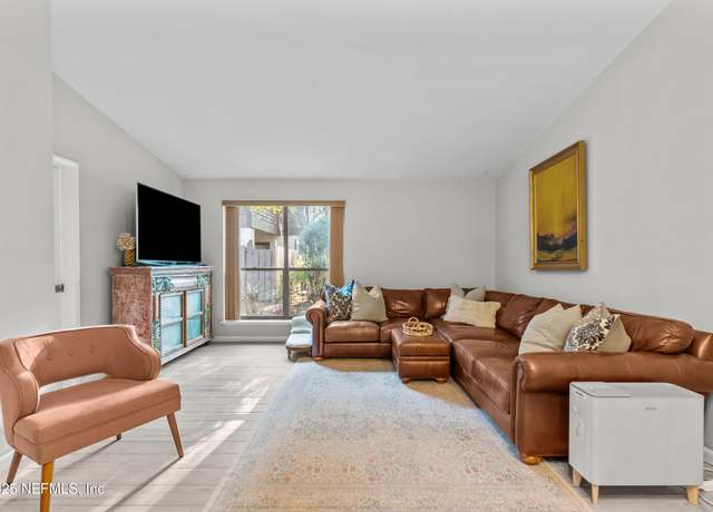Property at 10412 Bigtree Cir W, Jacksonville, FL 32257, 2 beds, 2 baths