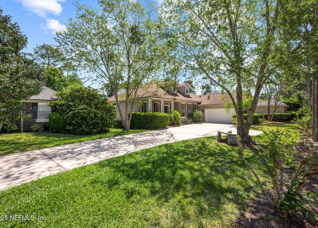 Property at 646 Hannah Park Ln, St. Augustine, FL 32095, 5 beds, 4 baths