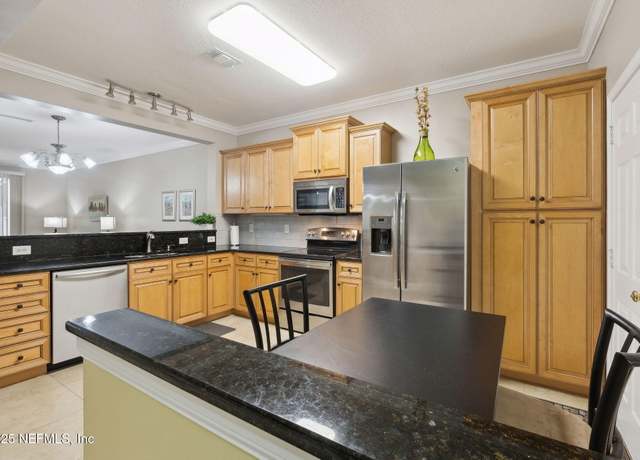 Property at 7990 Baymeadows Rd E #2107, Jacksonville, FL 32256, 3 beds, 2.5 baths