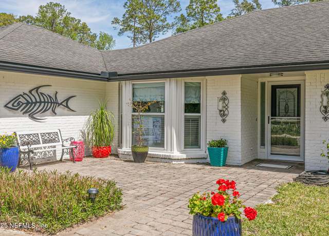 Property at 540 Roberts Rd, St. Johns, FL 32259, 3 beds, 2.5 baths