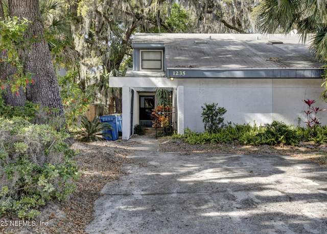 Property at 1235 Mayport Landing Dr, Jacksonville, FL 32233, 2 beds, 2 baths
