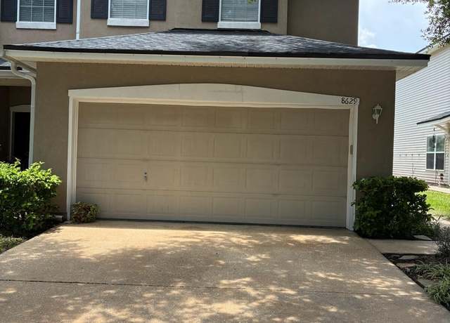 Property at 8629 Ribbon Falls Ln, Jacksonville, FL 32244, 3 beds, 2.5 baths