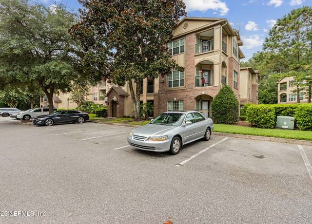 Property at 7800 Point Meadows Dr #1527, Jacksonville, FL 32256, 3 beds, 2 baths