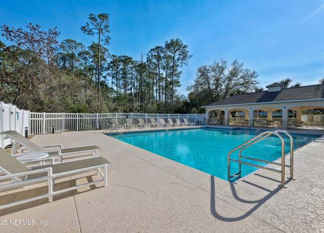 Property at 1017 Ridgewood Ln, St. Augustine, FL 32086, 3 beds, 2 baths