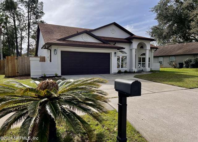 Property at 2106 Hovington Cir W, Jacksonville, FL 32246, 4 beds, 2 baths