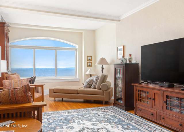 Property at 1846 Margaret St #7C, Jacksonville, FL 32204, 2 beds, 1.5 baths
