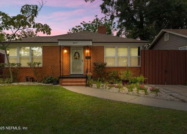 Property at 4637 Manchester Rd, Jacksonville, FL 32210, 3 beds, 2 baths